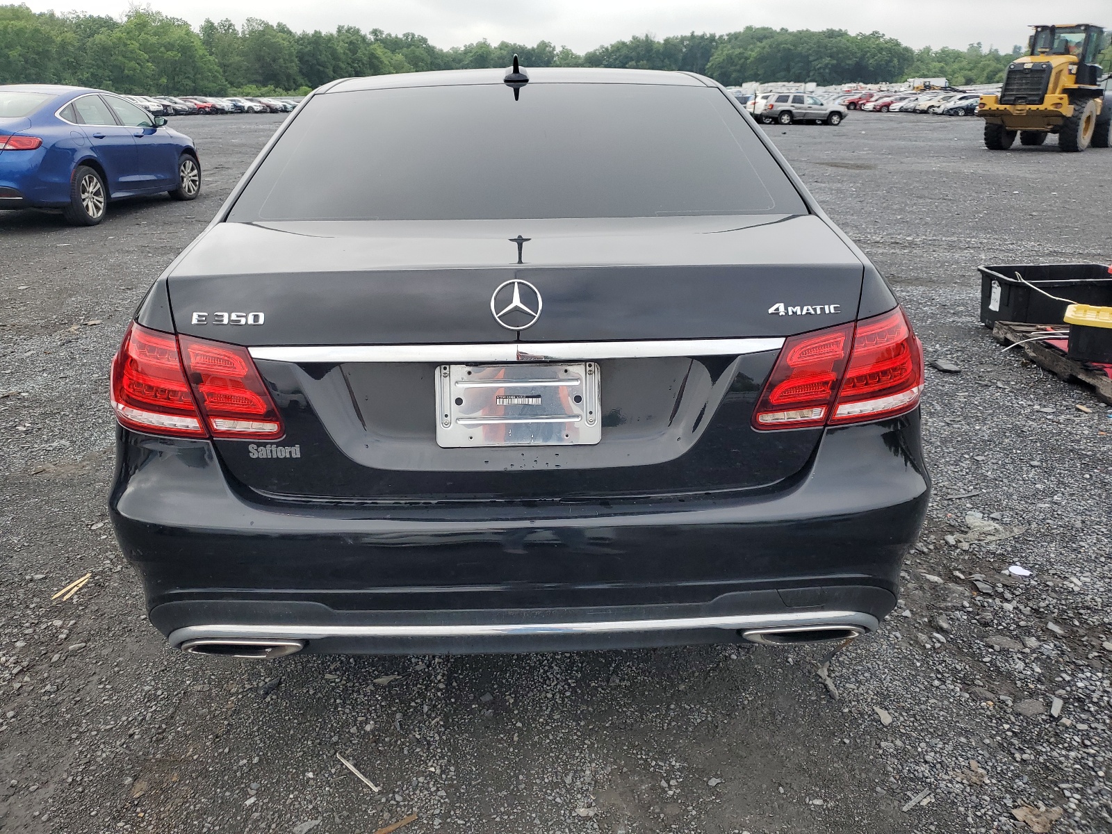 2015 Mercedes-Benz E 350 4Matic vin: WDDHF8JB8FB164969