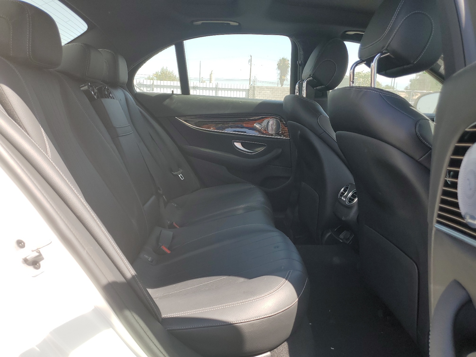 WDDZF6JB5LA699557 2020 Mercedes-Benz E 450 4Matic