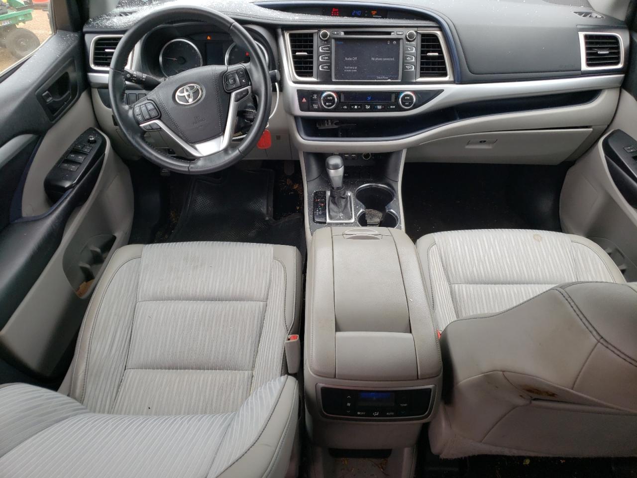 2019 Toyota Highlander Le VIN: 5TDZZRFH1KS364099 Lot: 59902624