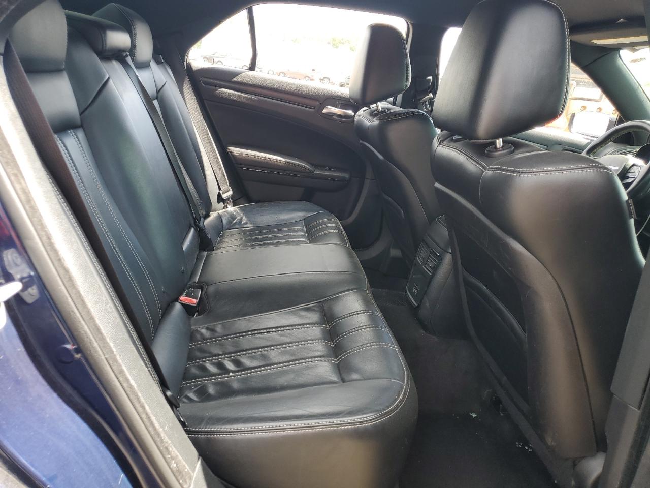 2015 Chrysler 300 S VIN: 2C3CCAGG0FH818561 Lot: 58531804