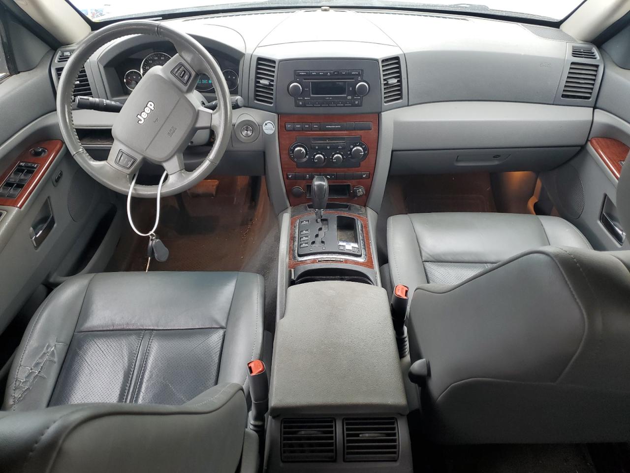 2005 Jeep Grand Cherokee Limited VIN: 1J8HR58235C595033 Lot: 58865584