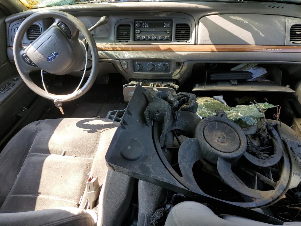 2004 Ford Crown Victoria VIN: 2FAFP73W54X119707 Lot: 59912664