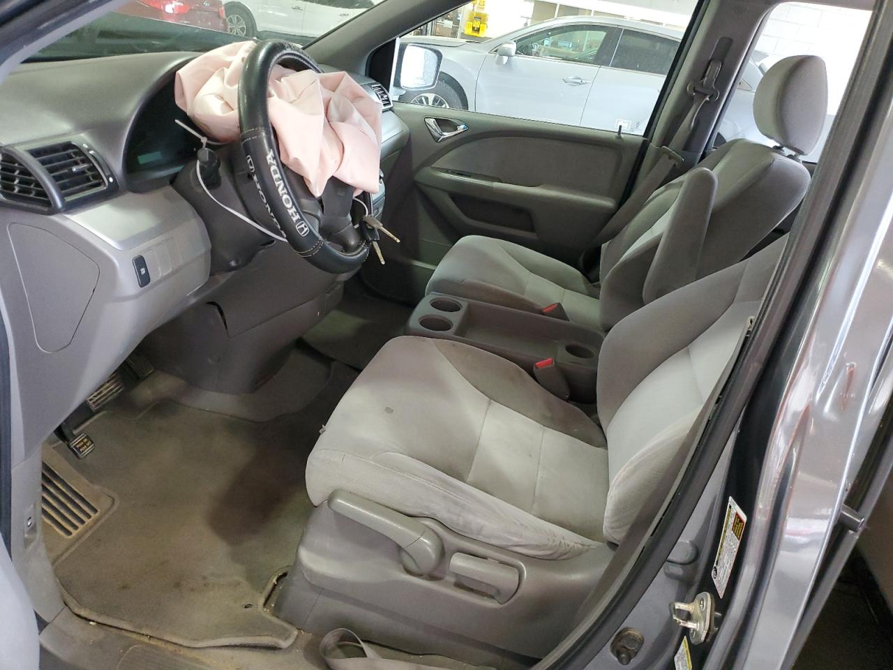 5FNRL3H28AB105541 2010 Honda Odyssey Lx