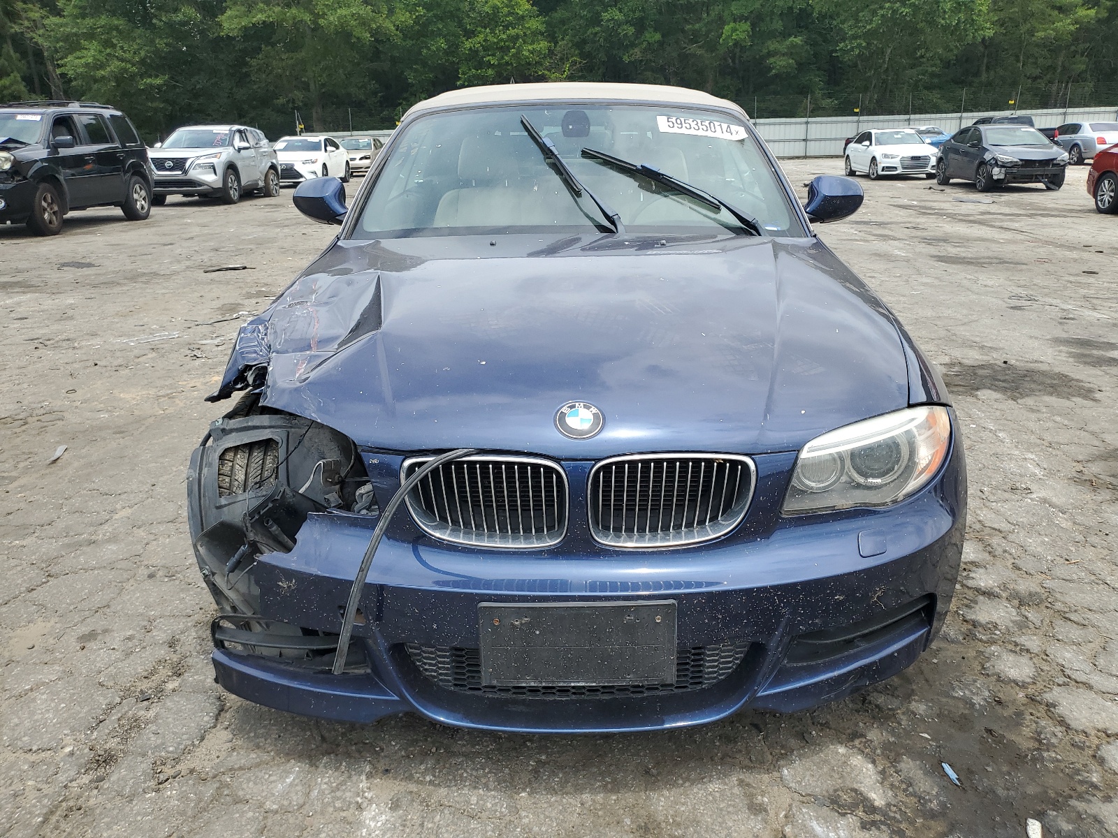 2013 BMW 135 I vin: WBAUN7C56DVM27076