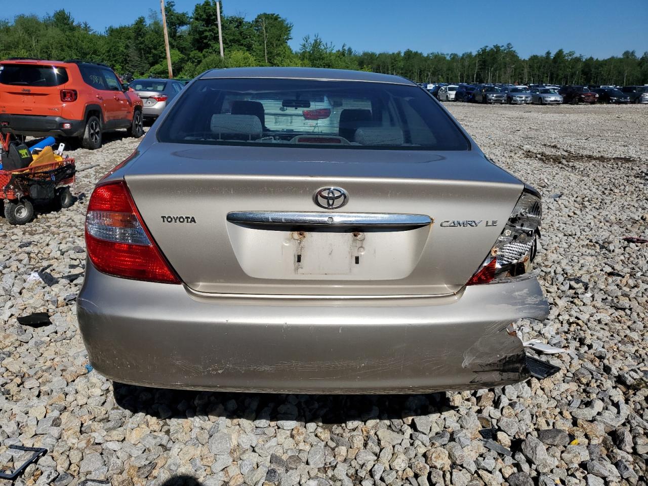 2004 Toyota Camry Le VIN: 4T1BE32K24U261828 Lot: 58518704