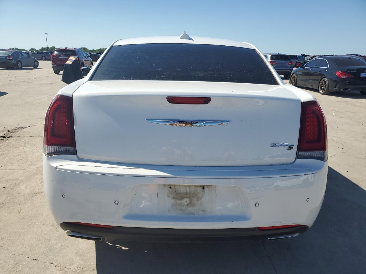 2C3CCABG3FH898722 2015 Chrysler 300 S