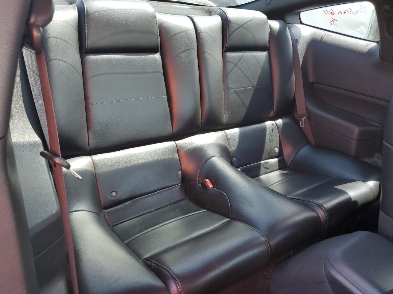 2006 Ford Mustang VIN: 1ZVFT80N965252043 Lot: 60470364