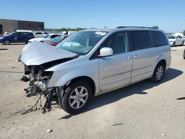 2010 Chrysler Town & Country Touring за продажба в Kansas City, KS - Front End