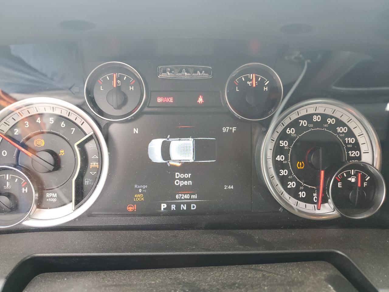 2018 Ram 1500 Slt VIN: 3C6RR7LT5JG210500 Lot: 60393374