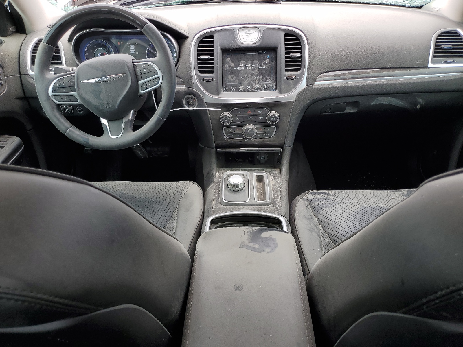 2C3CCAKG9JH268048 2018 Chrysler 300 Limited