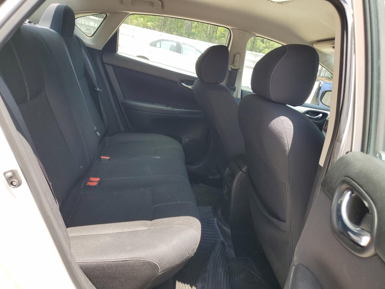 2016 Nissan Sentra - Image 10