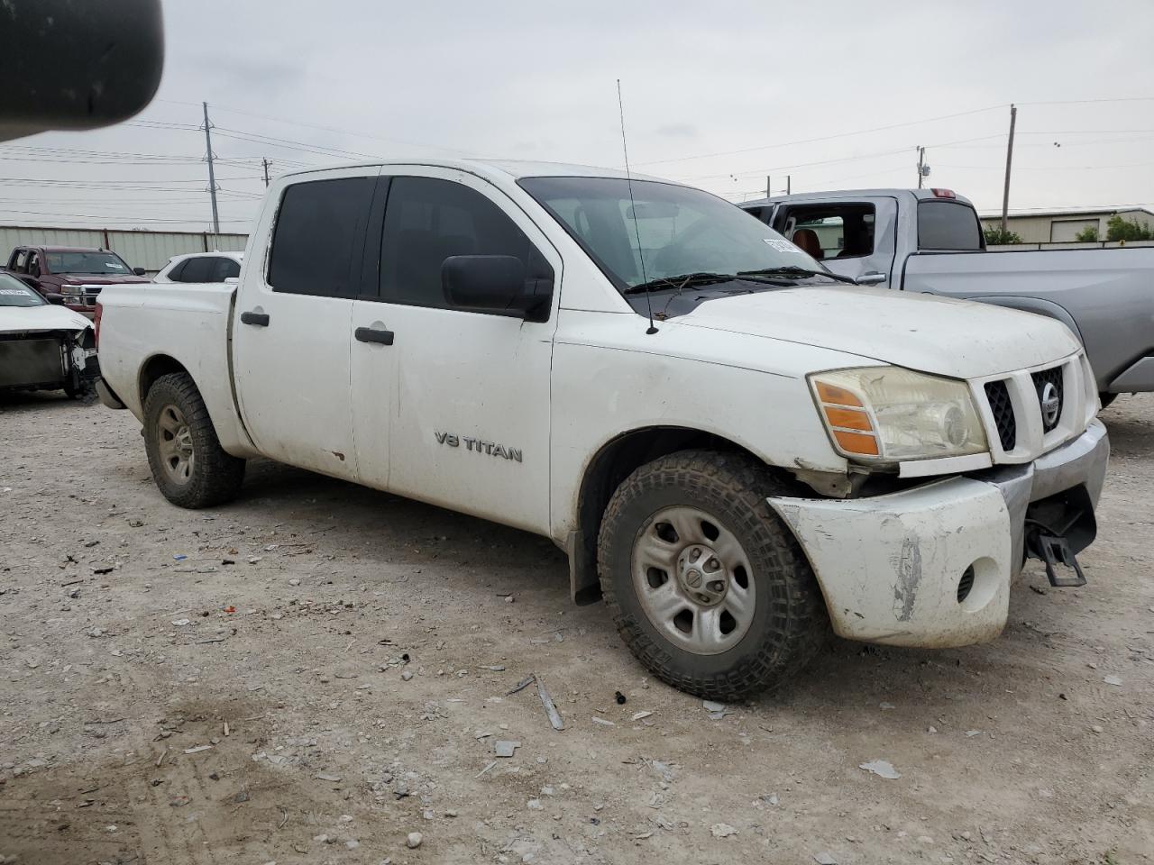 2005 Nissan Titan - Image 4