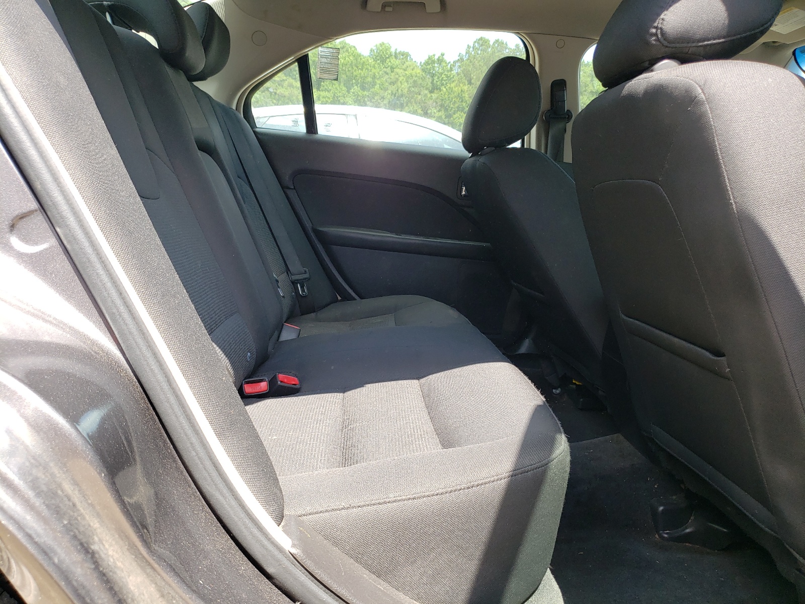 3FAHP0HA1BR235673 2011 Ford Fusion Se