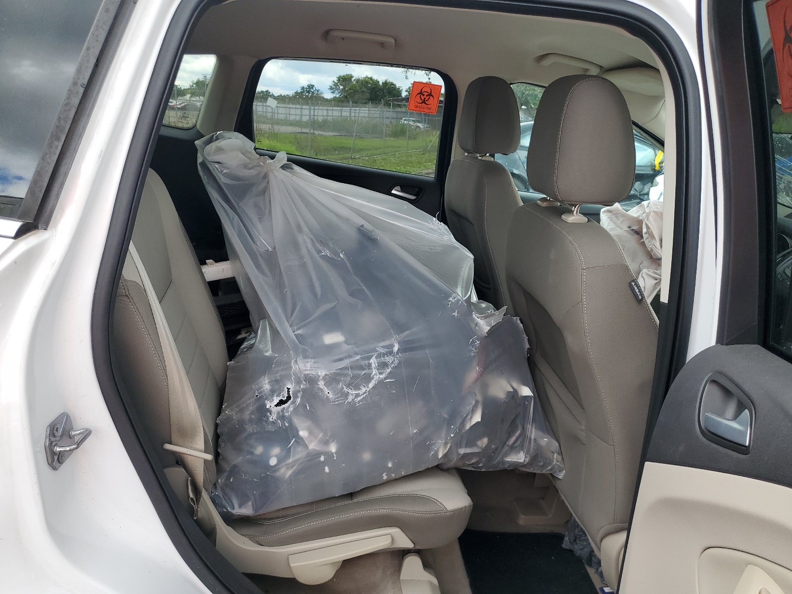 1FMCU0GX2FUA36225 2015 Ford Escape Se