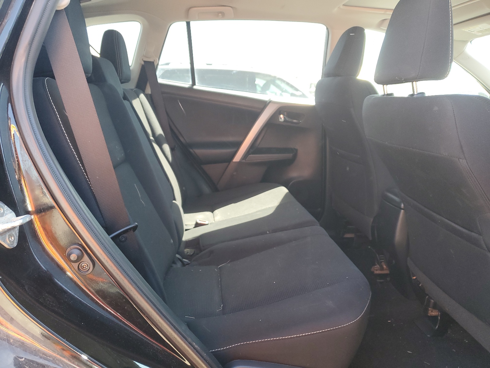 2T3RFREV8HW600223 2017 Toyota Rav4 Xle