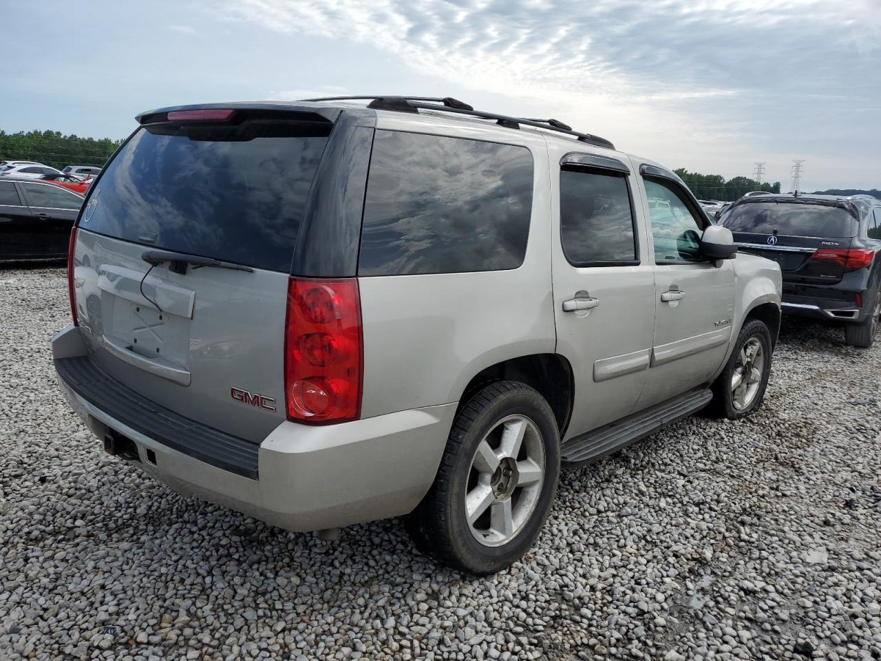 2007 GMC Yukon - Image 3