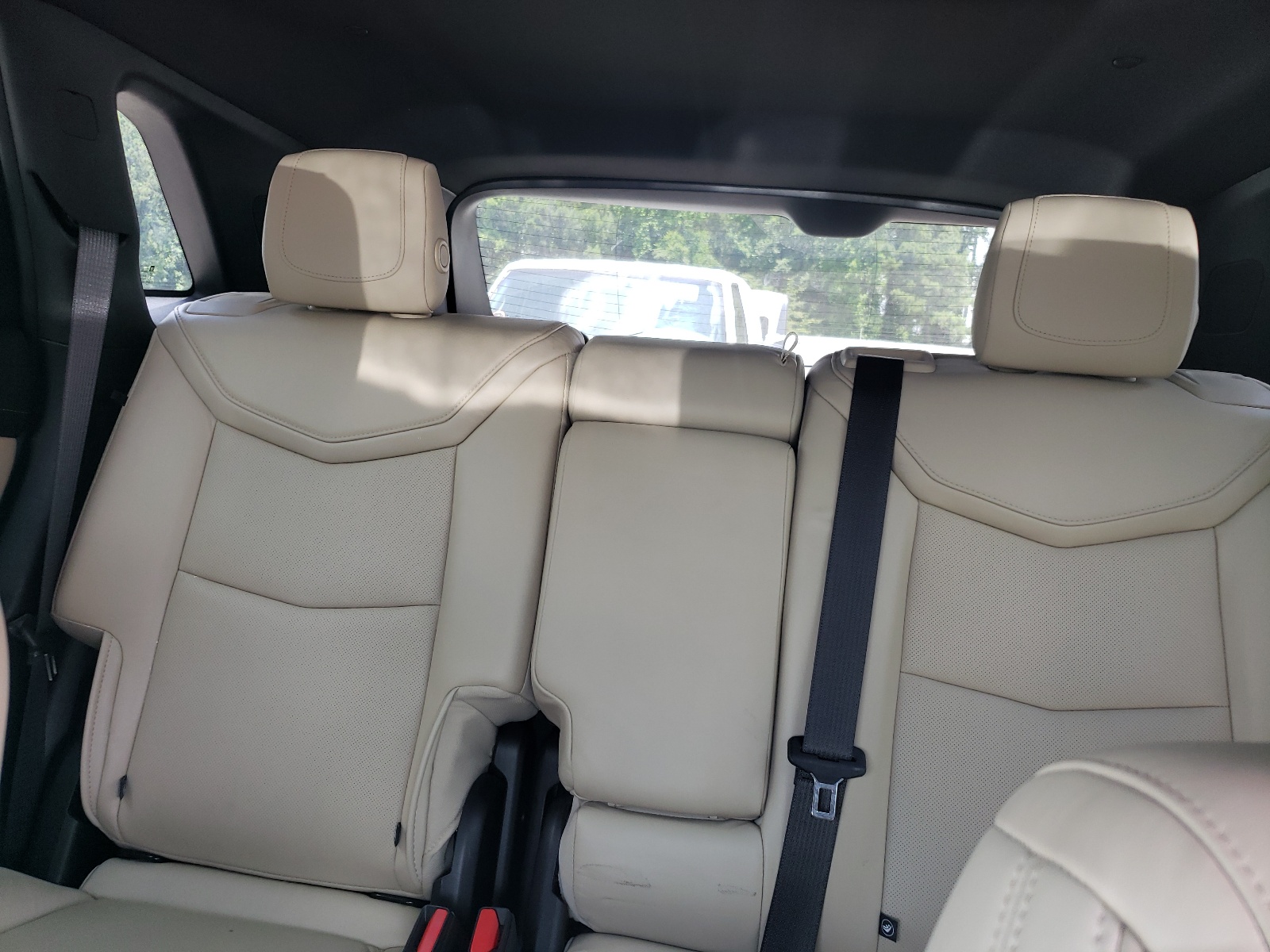 1GYKNCRS9KZ174433 2019 Cadillac Xt5 Luxury