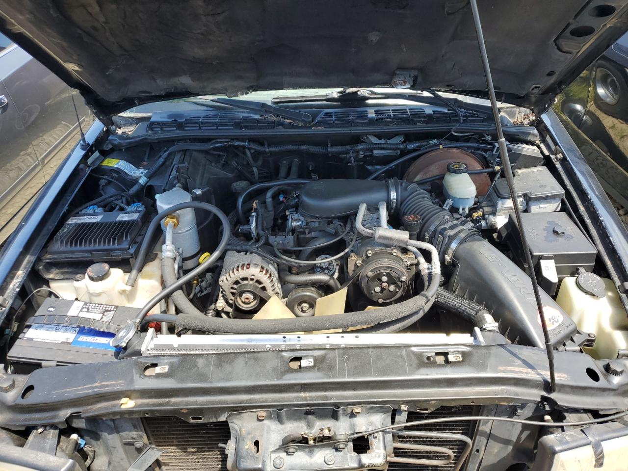 2000 GMC Jimmy VIN: 1GKCS13W0Y2118910 Lot: 53515005