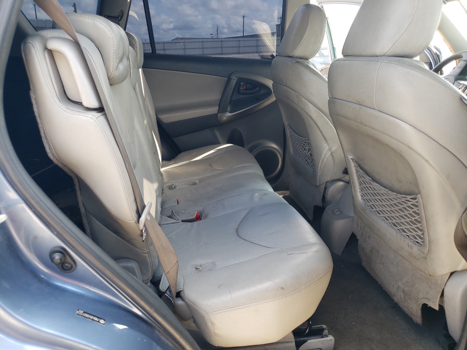 JTMDK4DV3AD012274 2010 Toyota Rav4 Limited