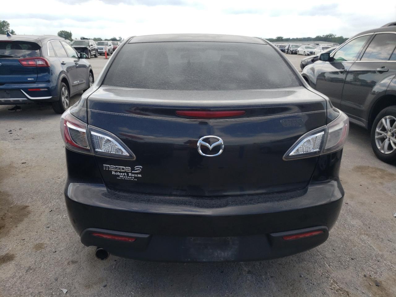 2011 Mazda 3 I VIN: JM1BL1VFXB1385759 Lot: 60832424