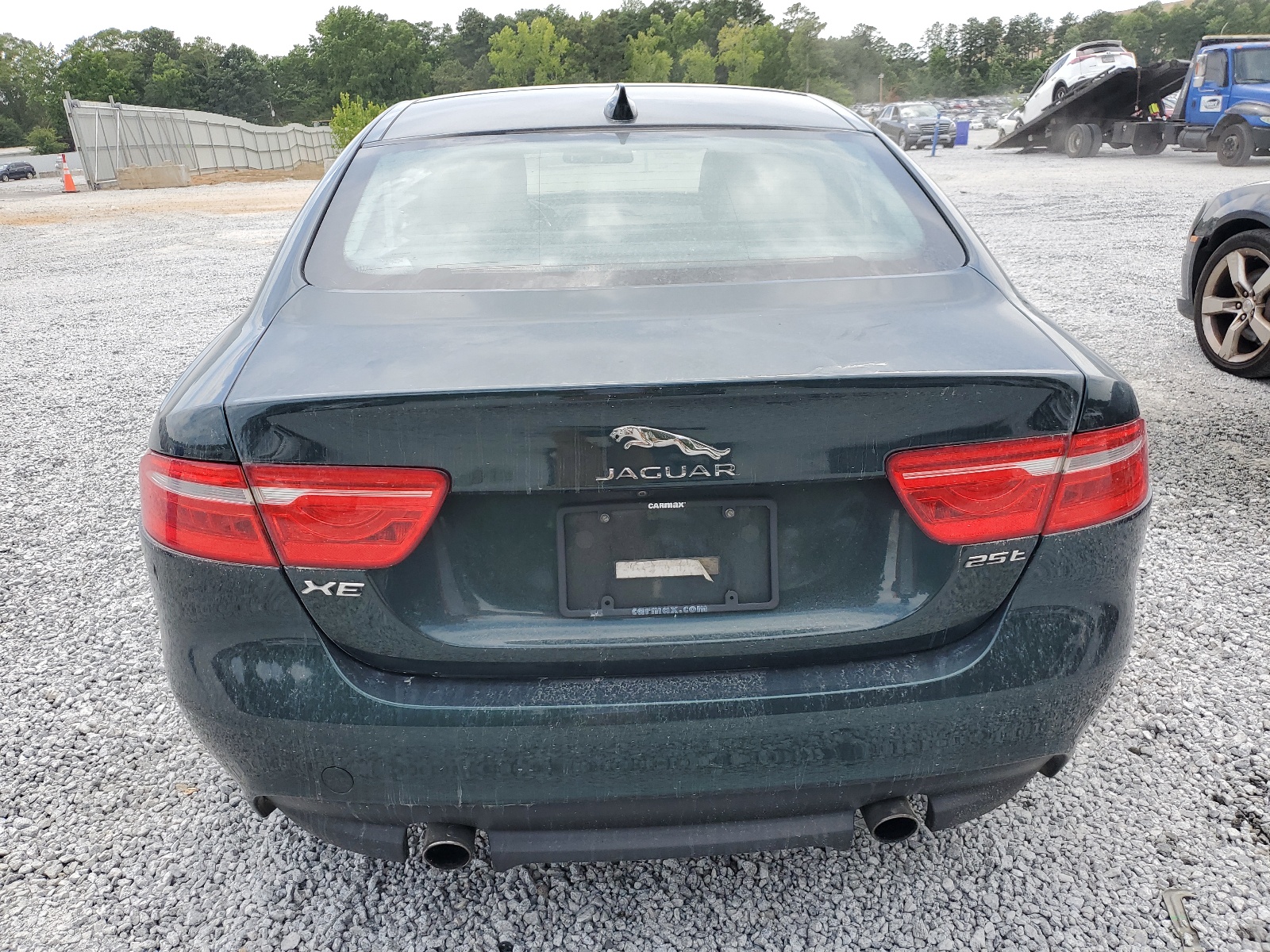 SAJAE4BG8HA963632 2017 Jaguar Xe Prestige