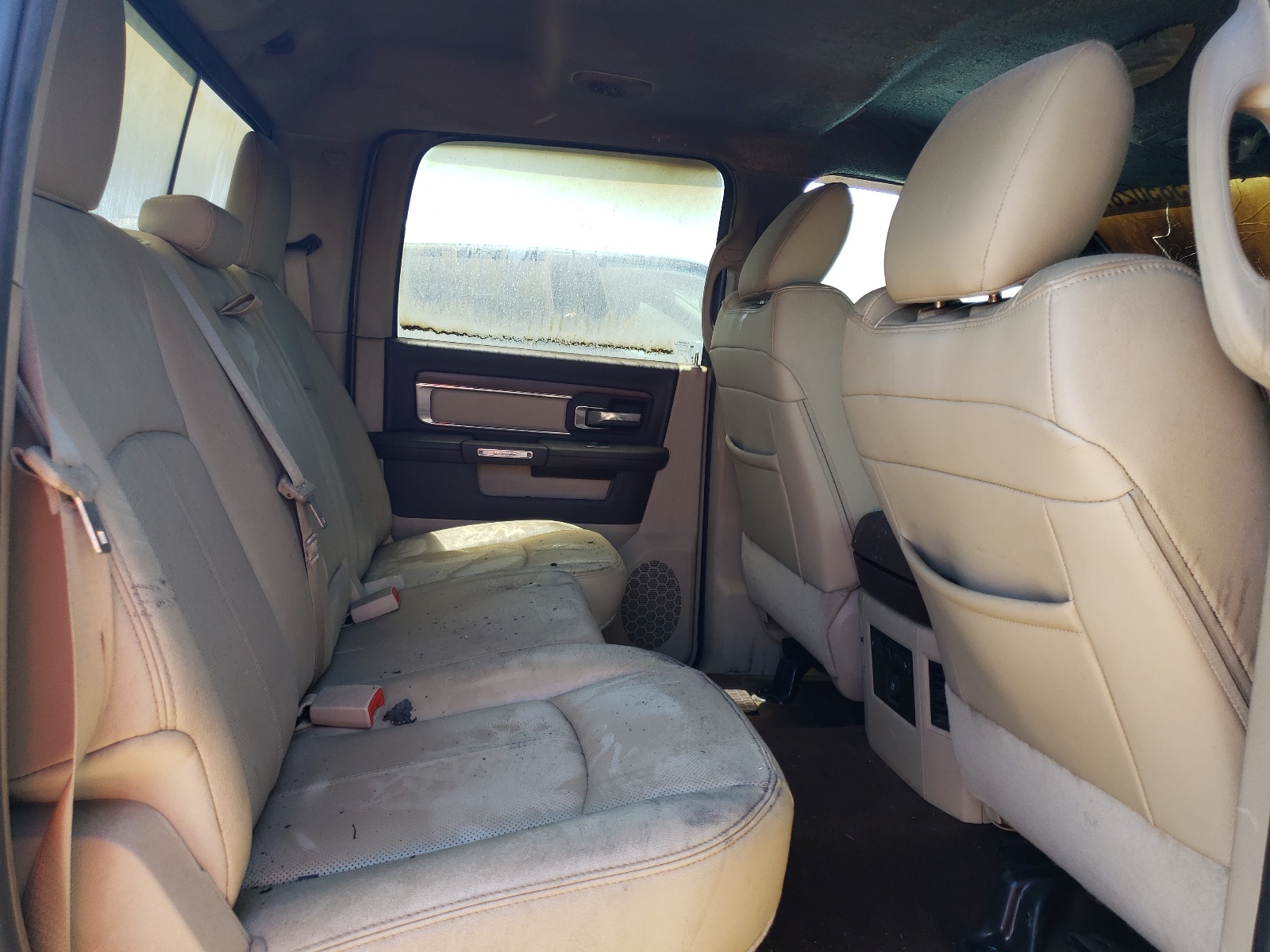 1C6RR7NM2JS356884 2018 Ram 1500 Laramie