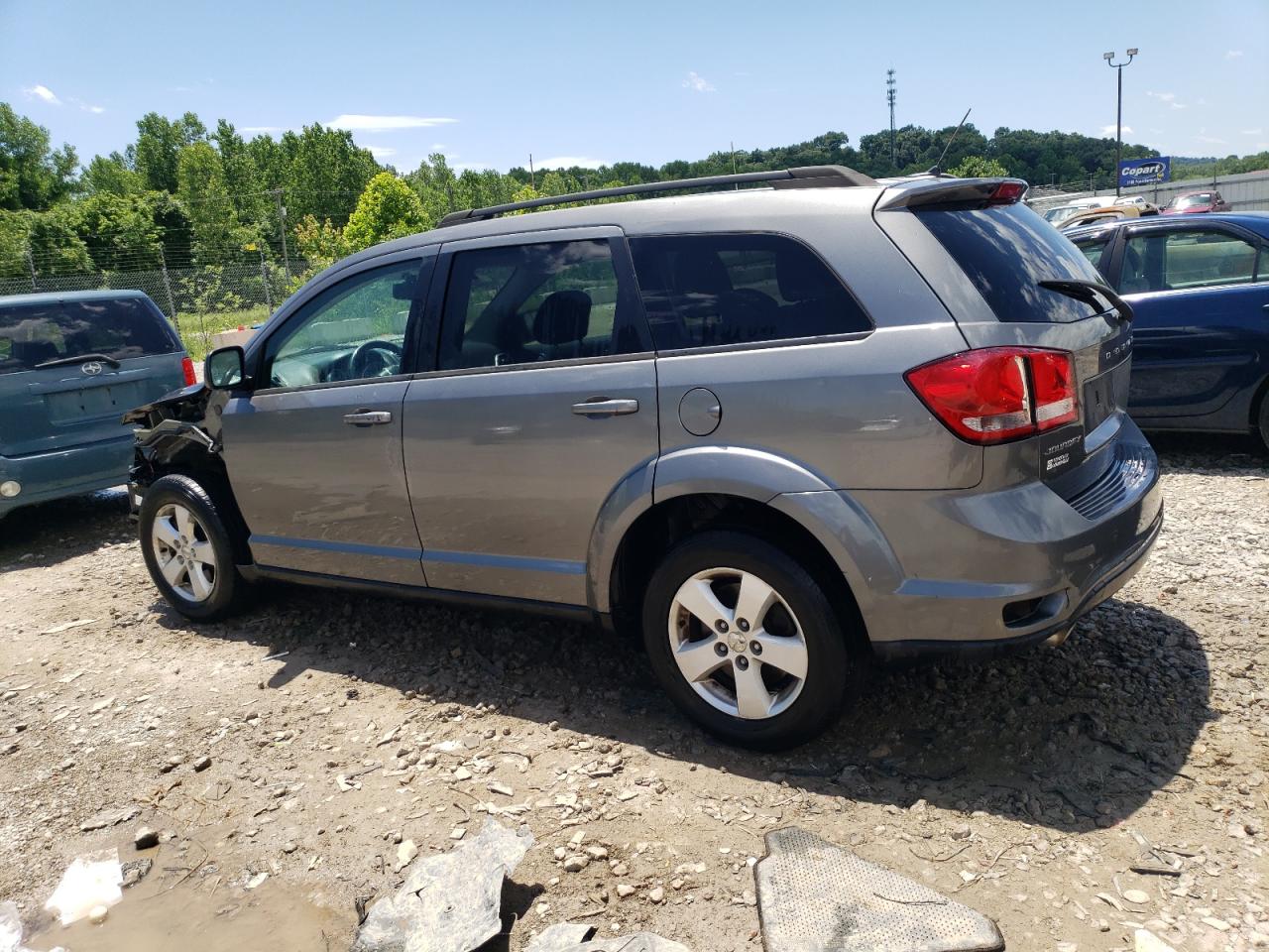 2012 Dodge Journey - Image 2