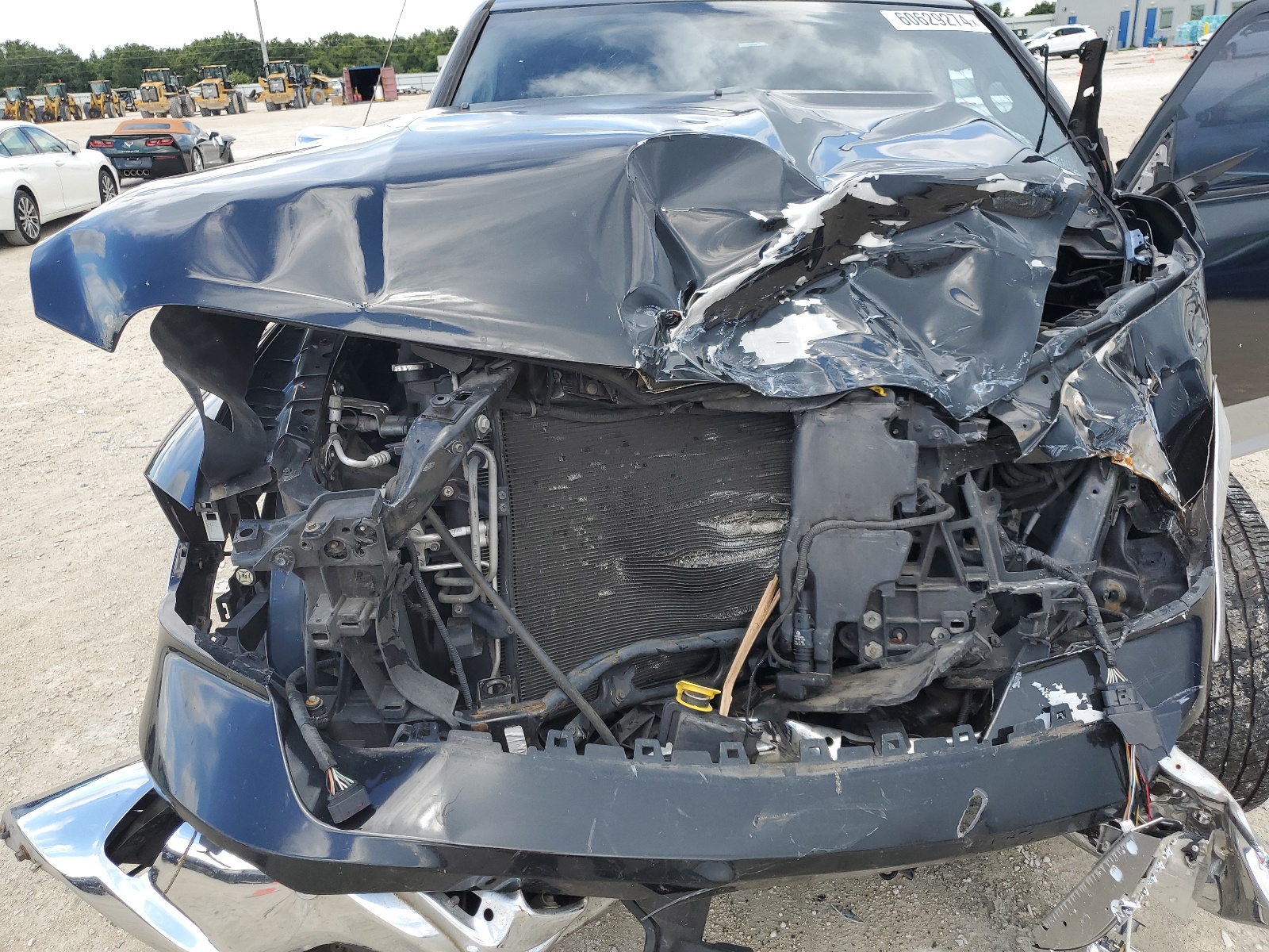 1C6RR7VT0JS220437 2018 Ram 1500 Laramie