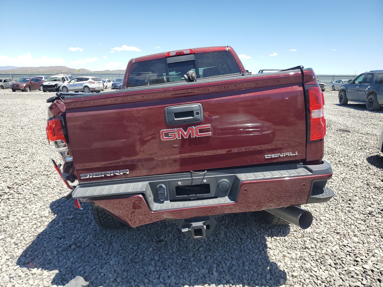 1GT12UEY7HF148580 2017 GMC Sierra K2500 Denali