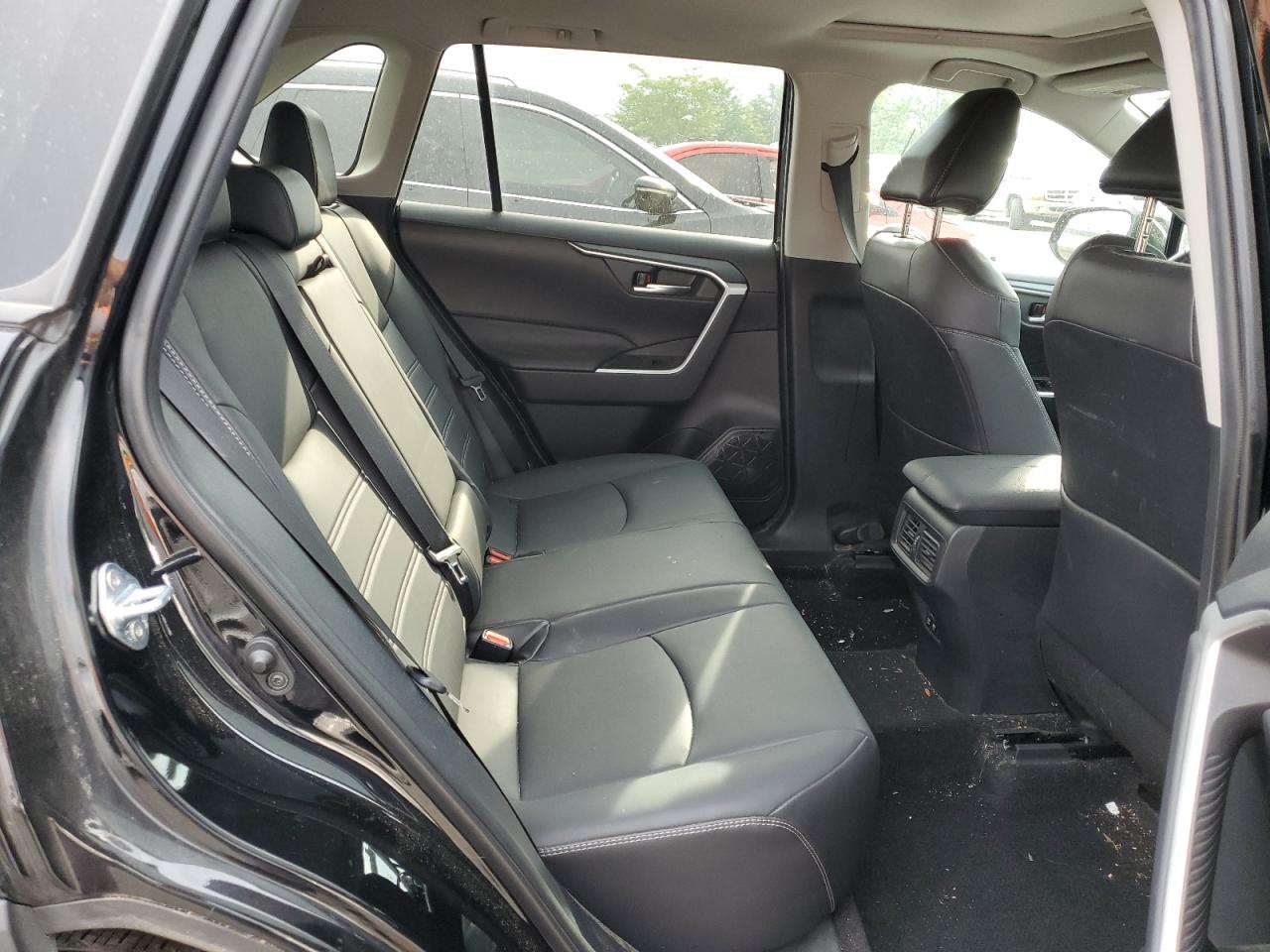 2020 Toyota Rav4 Xle Premium VIN: 2T3A1RFV1LC138785 Lot: 59575234