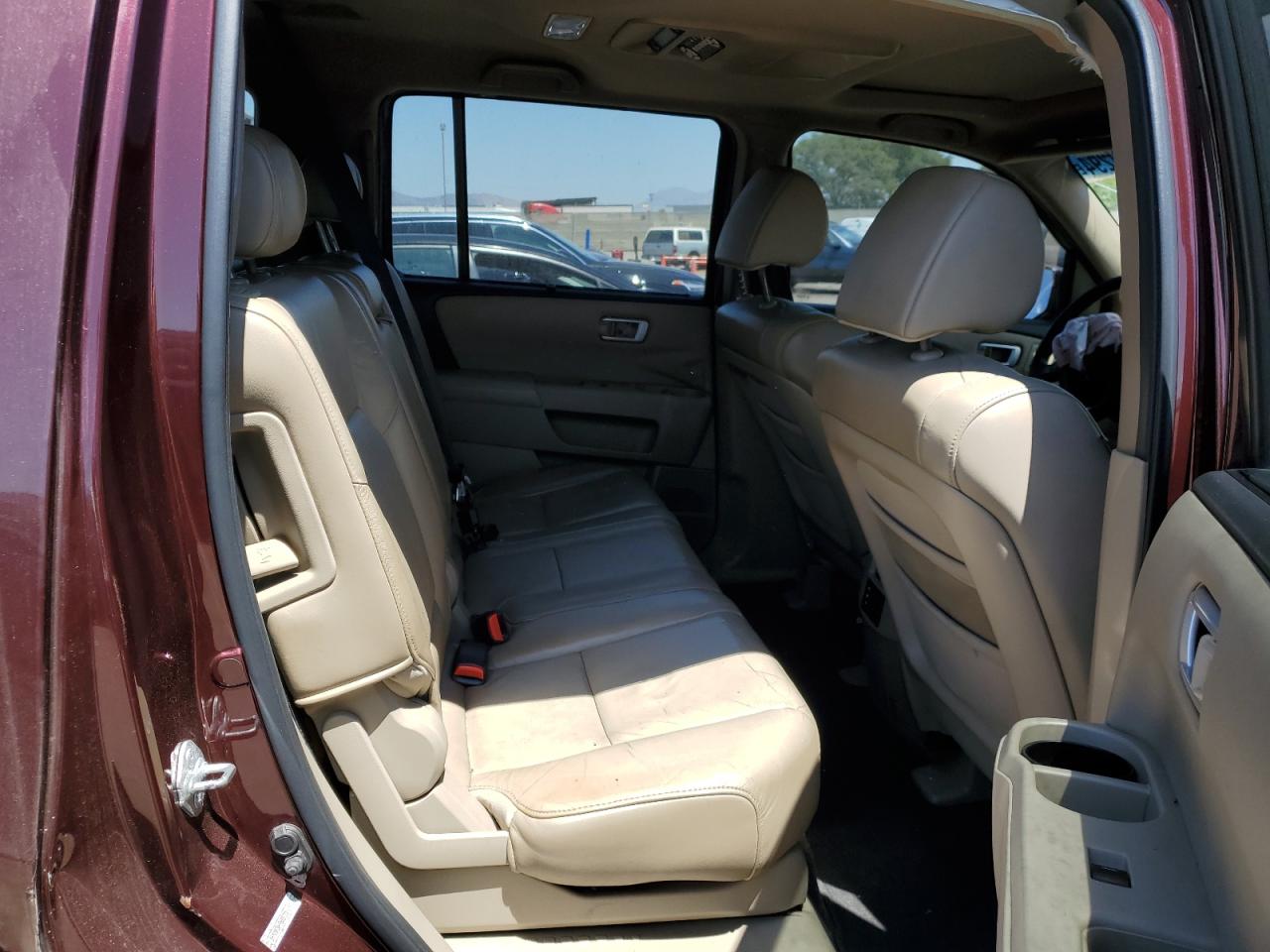 2011 Honda Pilot Touring VIN: 5FNYF3H96BB008694 Lot: 58863294