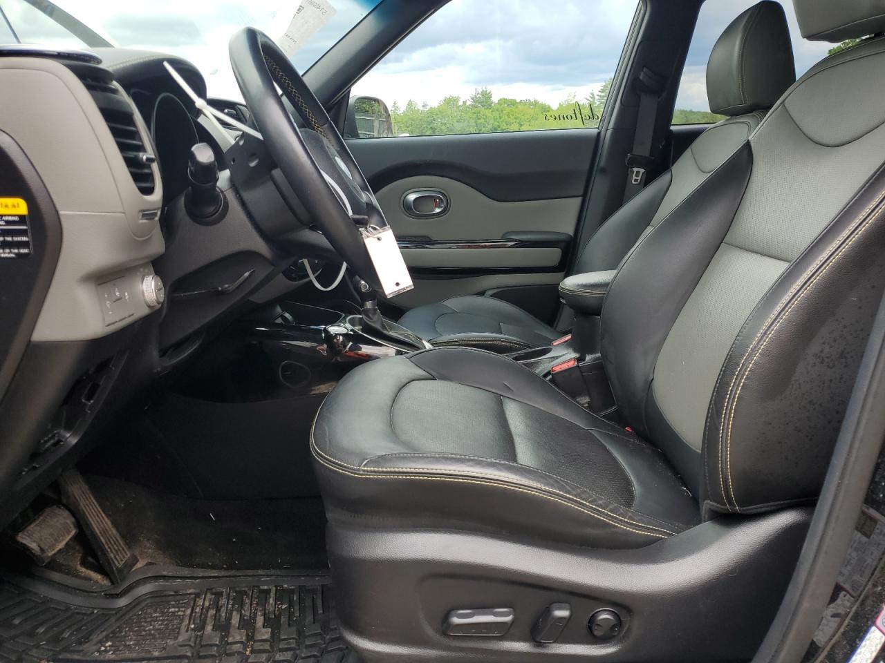 2015 Kia Soul + VIN: KNDJP3A51F7220775 Lot: 57675974