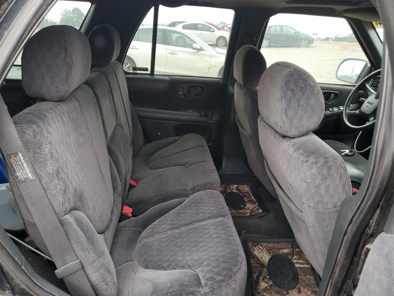 2000 GMC Jimmy VIN: 1GKCS13W0Y2118910 Lot: 53515005