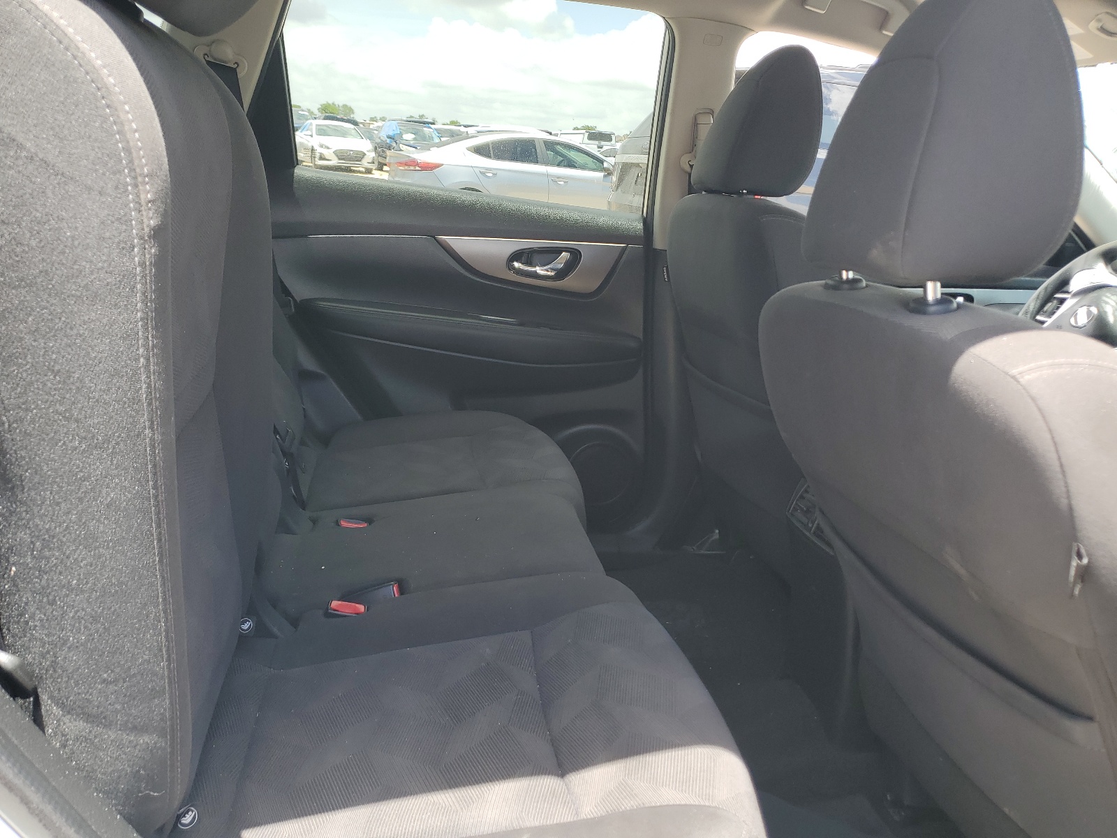 KNMAT2MTXGP676811 2016 Nissan Rogue S