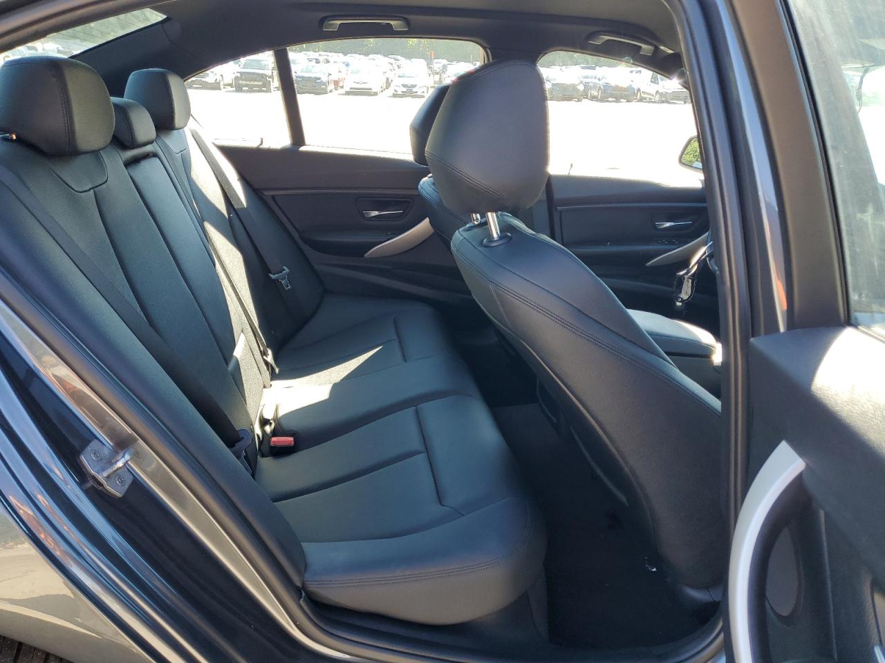 2014 BMW 320 I VIN: WBA3B1G55ENS77040 Lot: 61189294