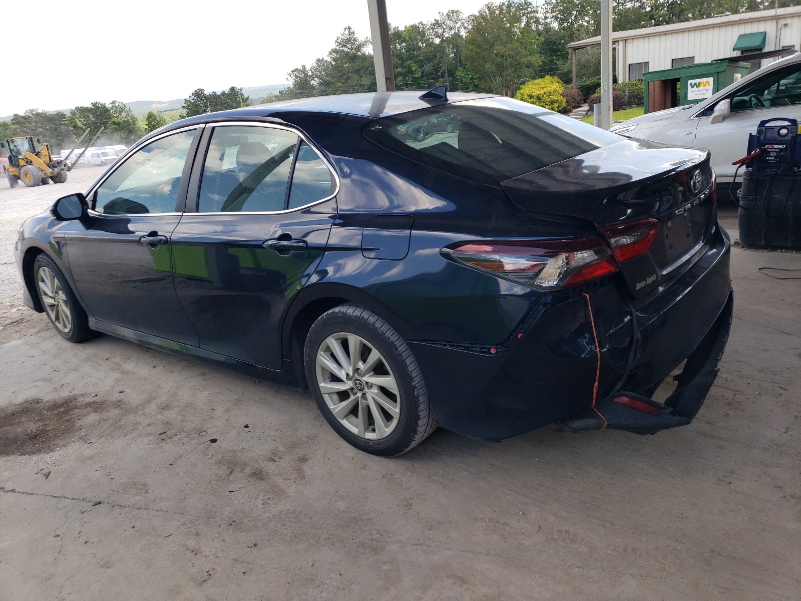 2021 Toyota Camry Le vin: 4T1C11AK4MU418717