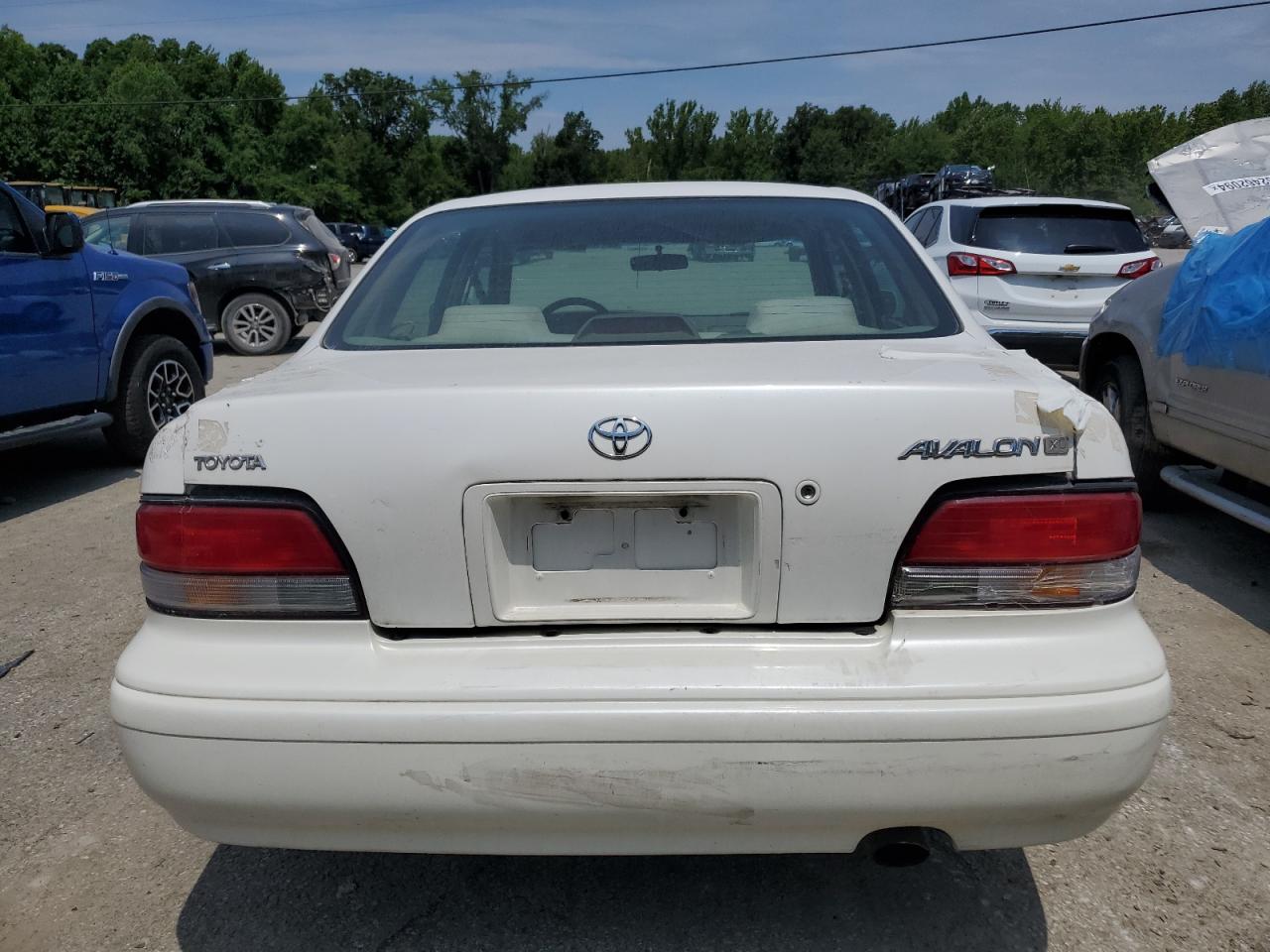 1997 Toyota Avalon Xl VIN: 4T1BF12B1VU212008 Lot: 58313744