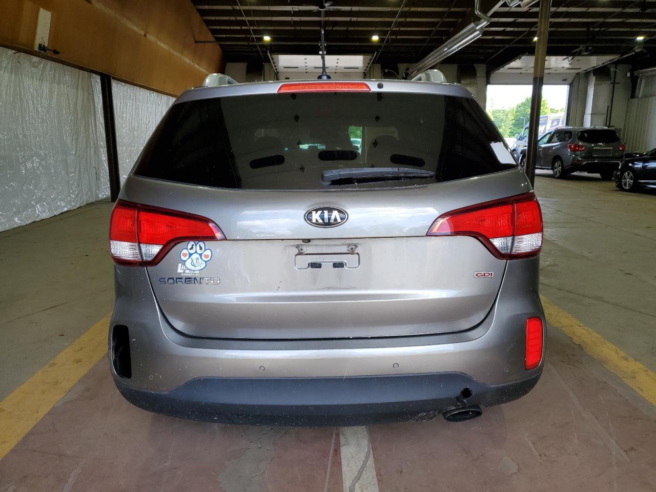 2015 Kia Sorento Lx VIN: 5XYKTCA6XFG638053 Lot: 60546484