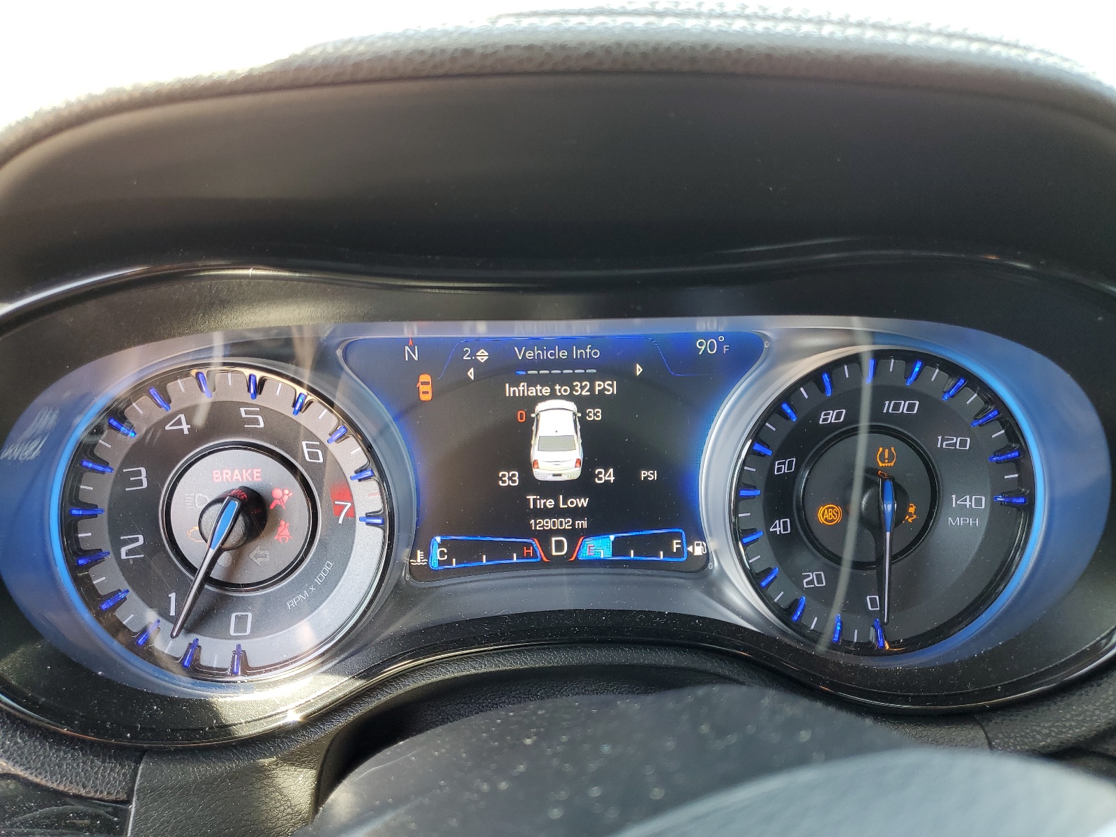 2C3CCABG0KH561404 2019 Chrysler 300 S