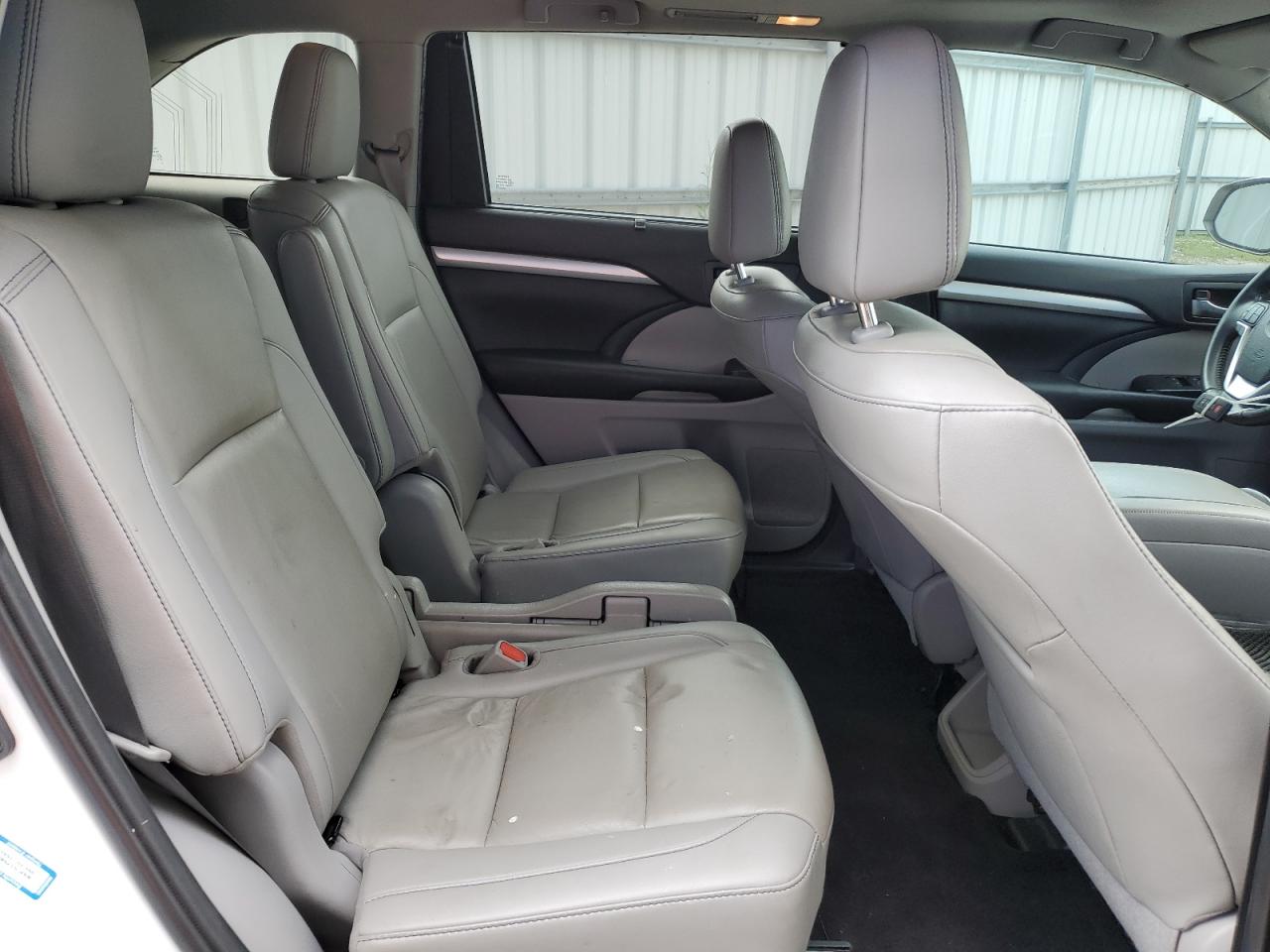 2019 Toyota Highlander Se VIN: 5TDKZRFH6KS572769 Lot: 57534404