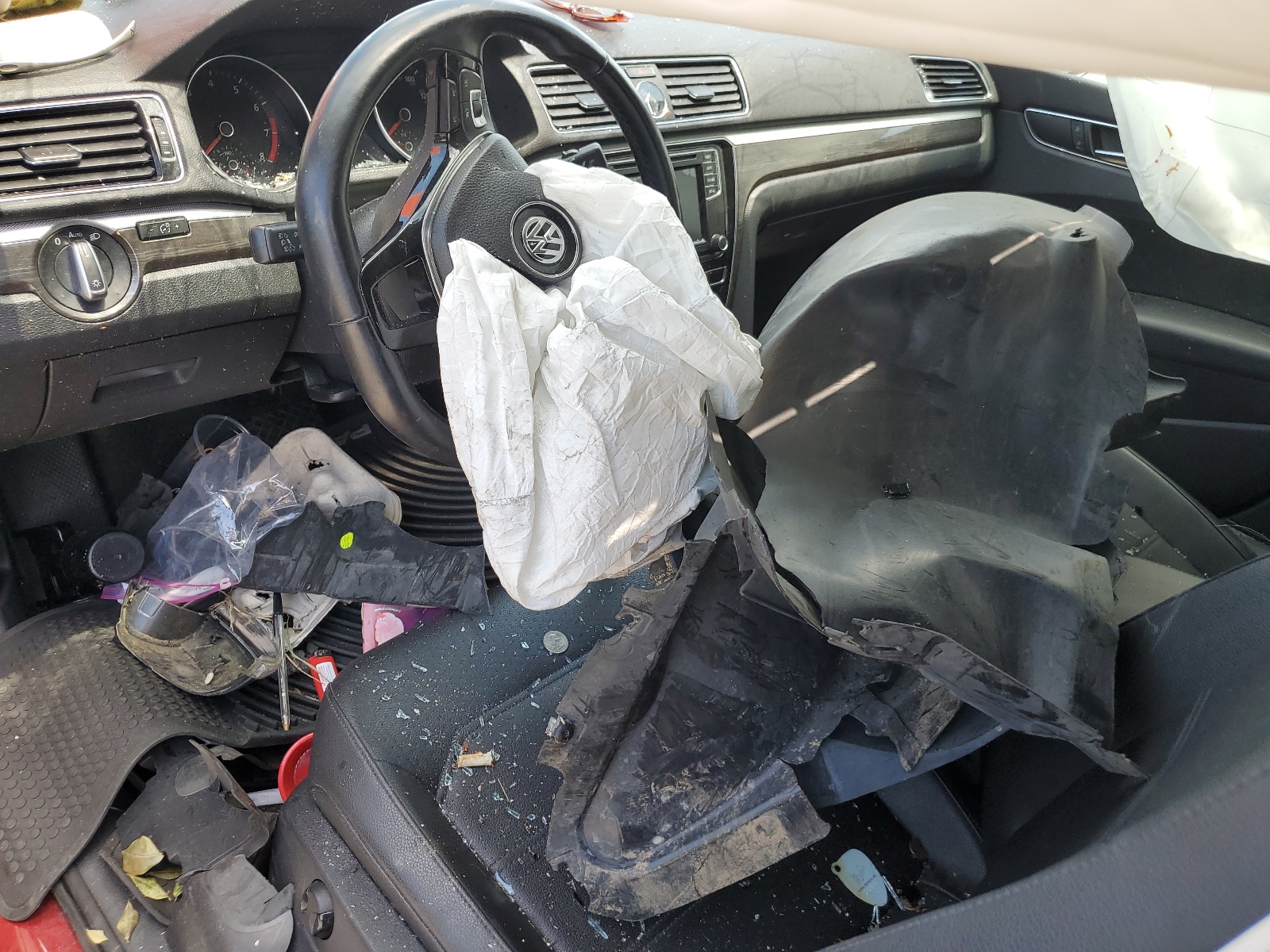 1VWBT7A32HC055185 2017 Volkswagen Passat Se