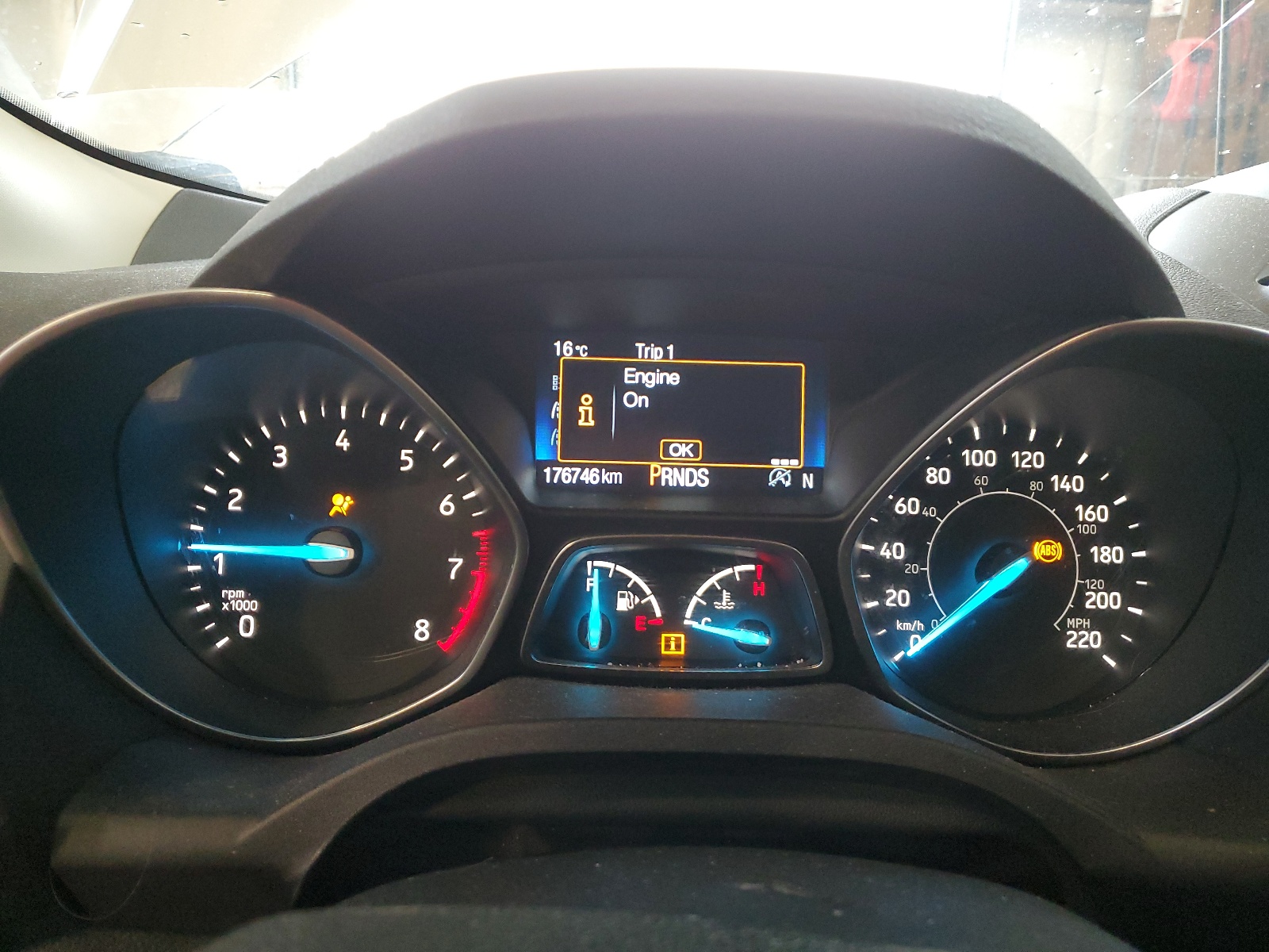 1FMCU9G98HUE80377 2017 Ford Escape Se