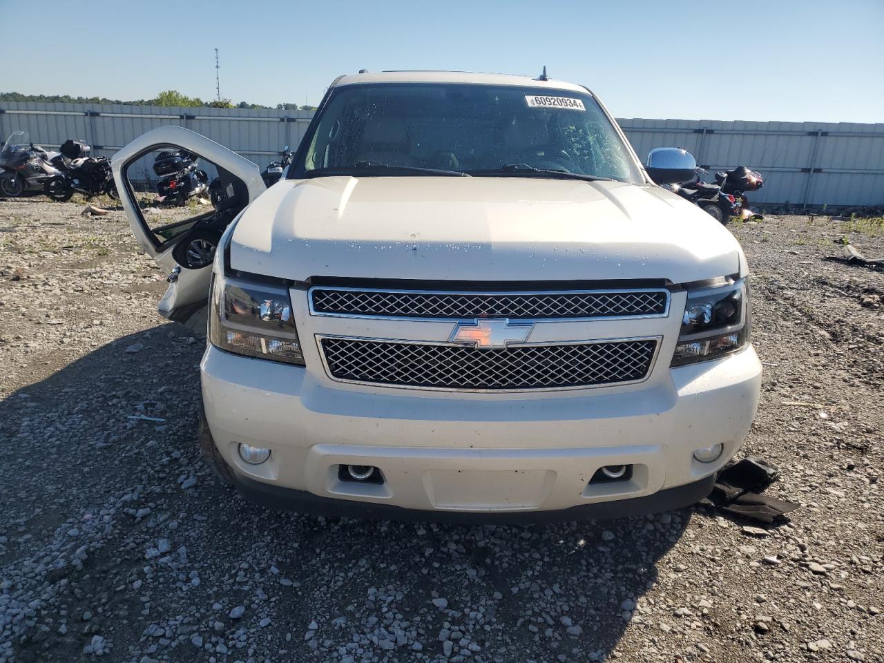 2008 Chevrolet Tahoe K1500 VIN: 1GNFK130X8R213297 Lot: 60920934