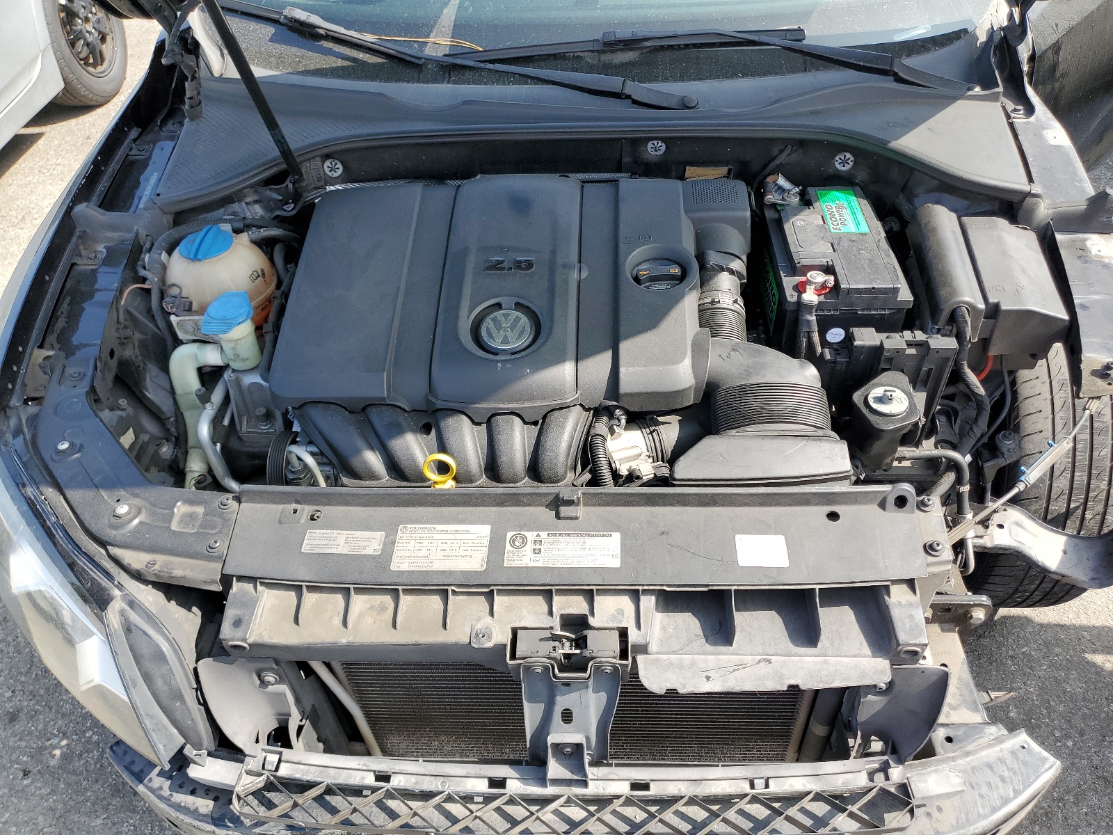 1VWBP7A31DC143322 2013 Volkswagen Passat Se