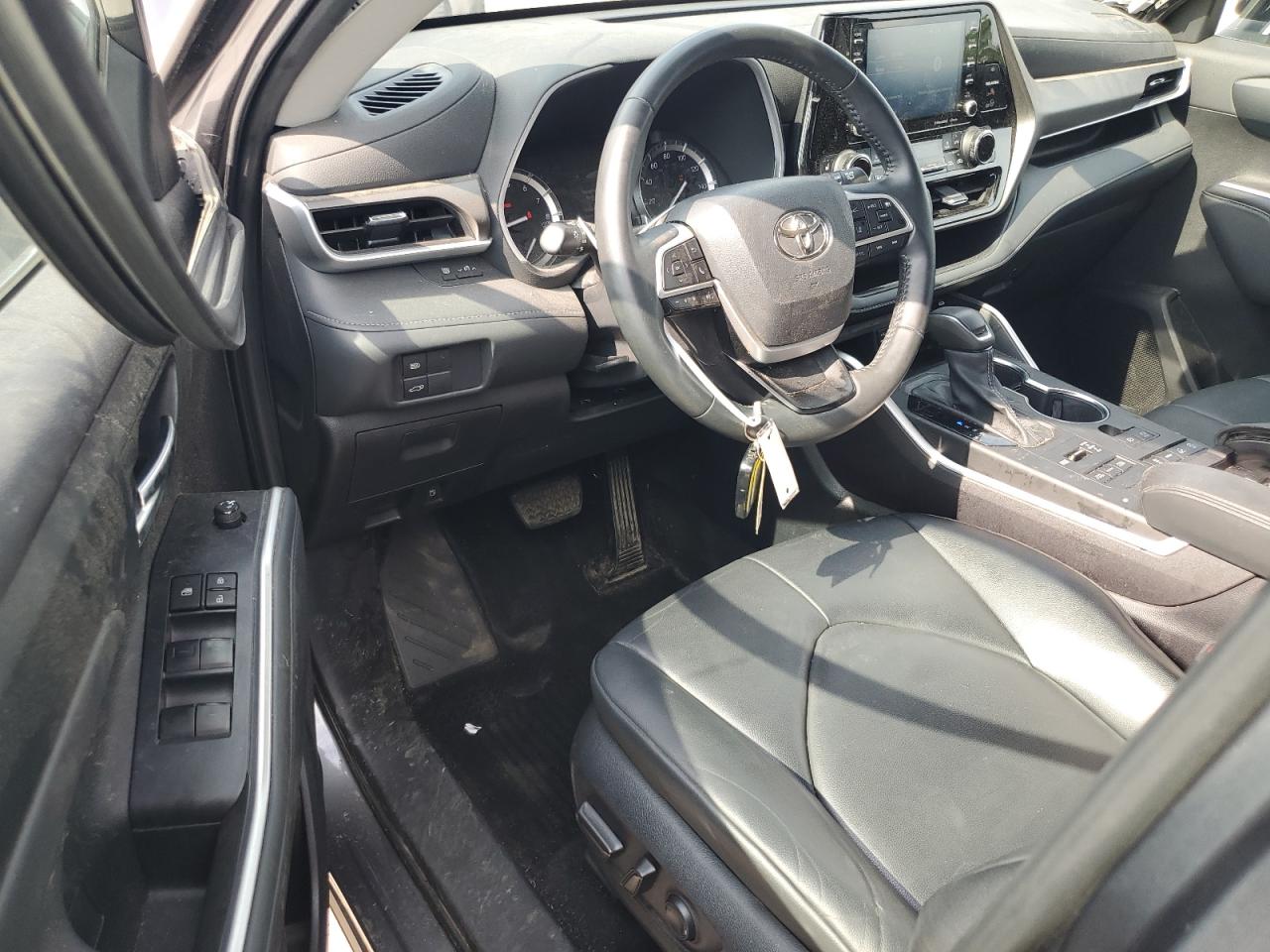 2022 Toyota Highlander Xle VIN: 5TDGZRBH9NS588044 Lot: 60656724