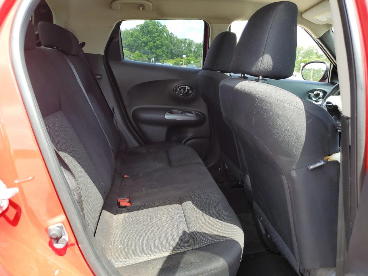 2014 Nissan Juke S VIN: JN8AF5MRXET454582 Lot: 57352594