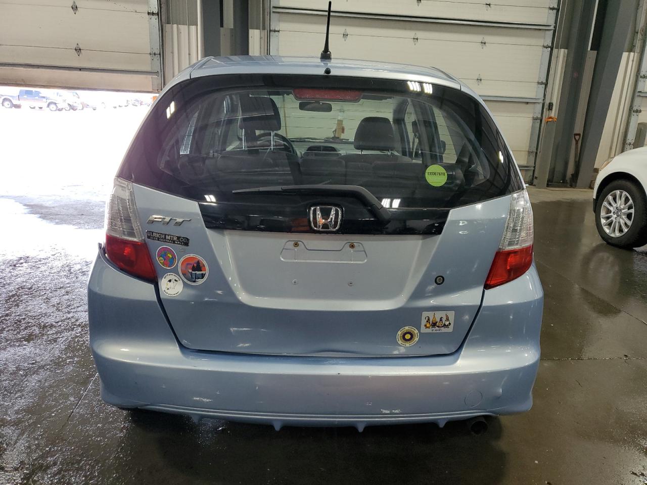 2009 Honda Fit VIN: JHMGE87279S033986 Lot: 59979534