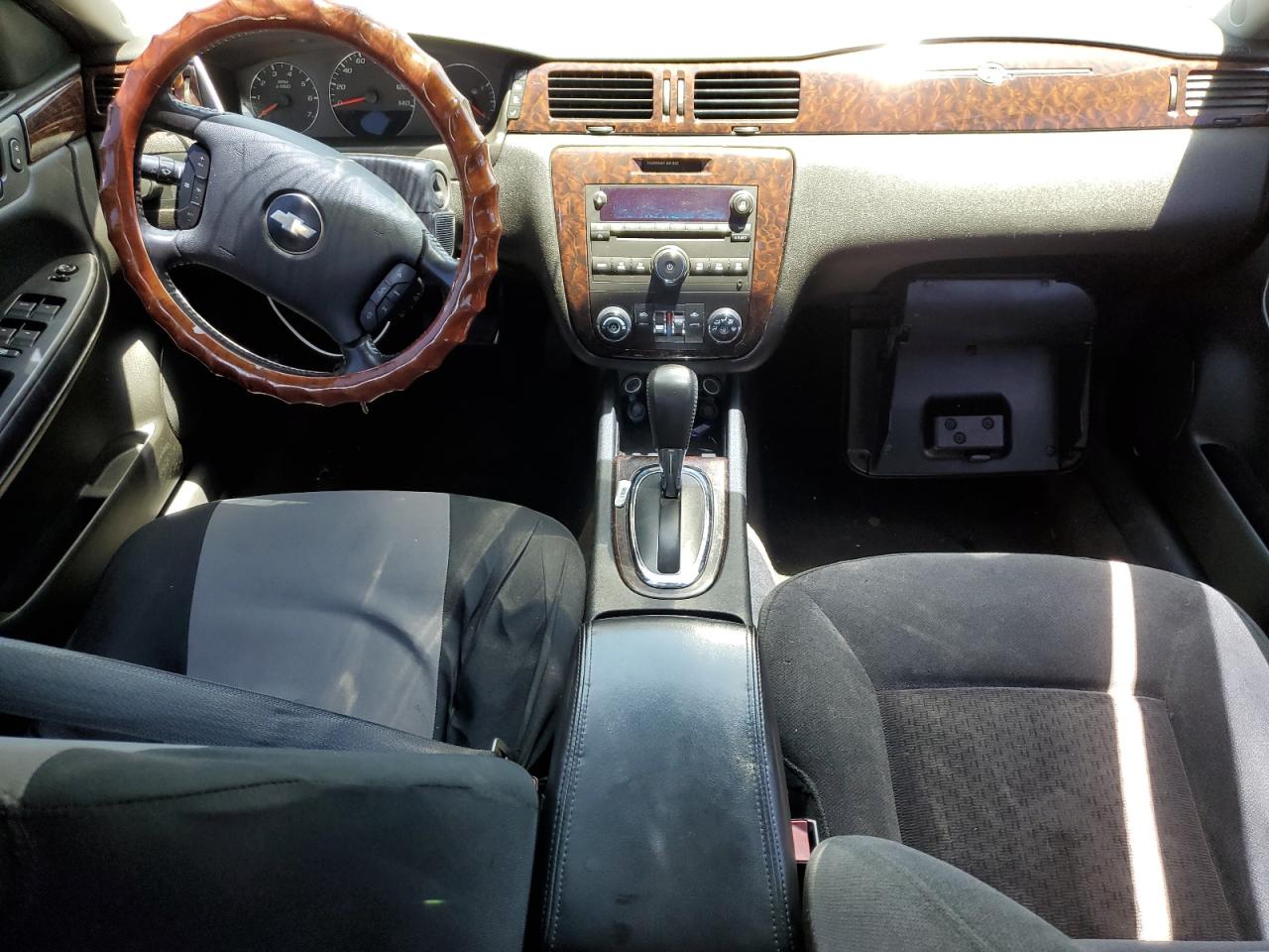 2012 Chevrolet Impala - Image 8
