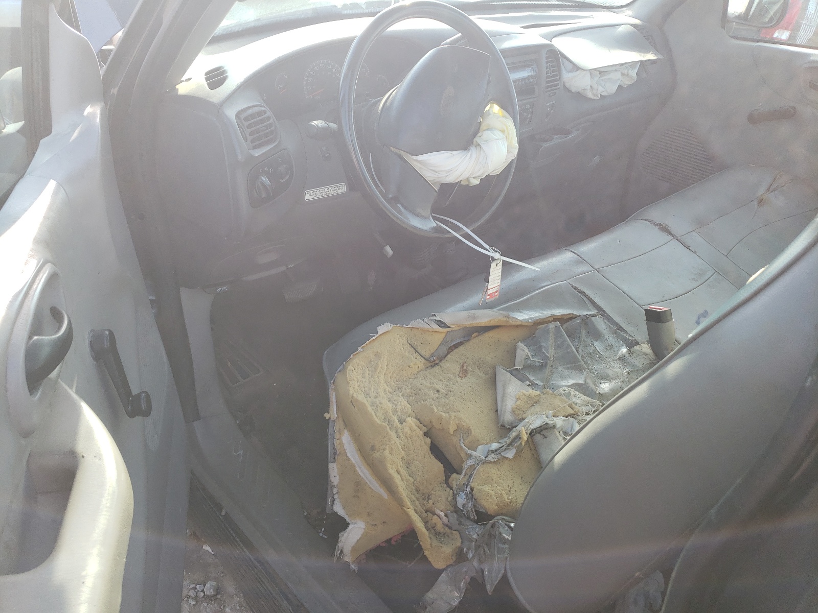 2FTPF18Z3YCA98807 2000 Ford F150