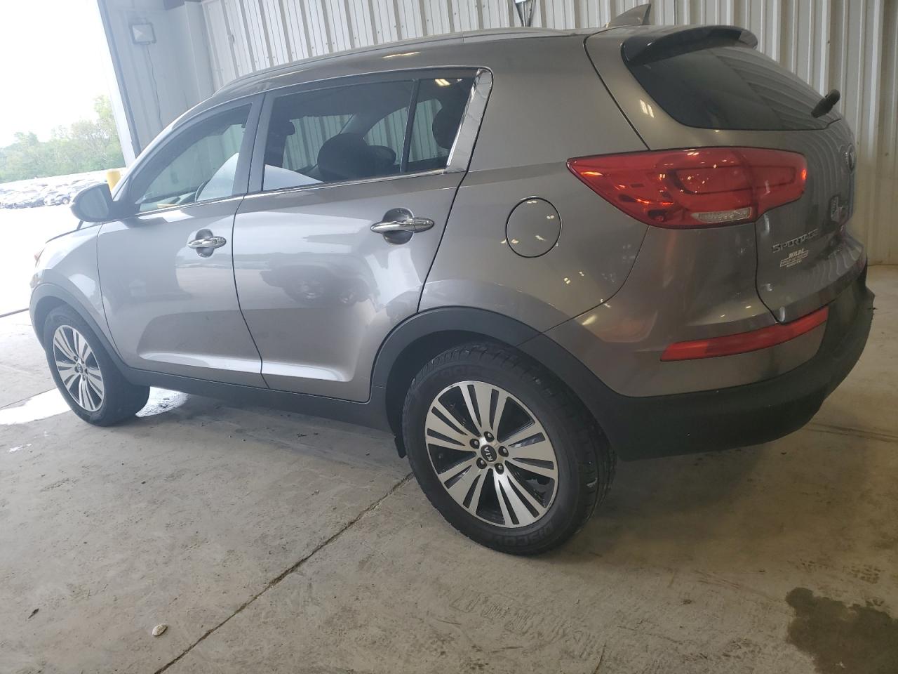 KNDPC3AC2F7722876 2015 KIA SPORTAGE - Image 2